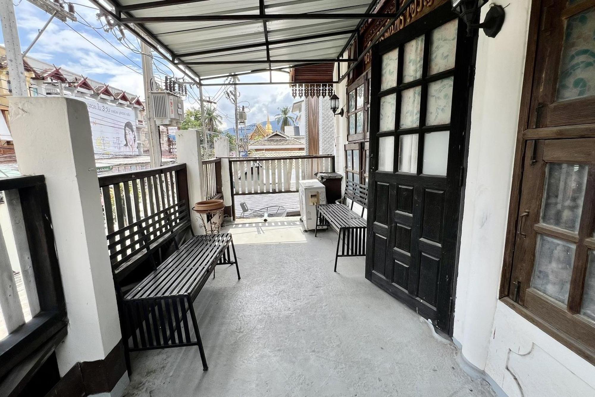 Baan Lanna At Prasingh Hotel Chiang Mai Exterior photo